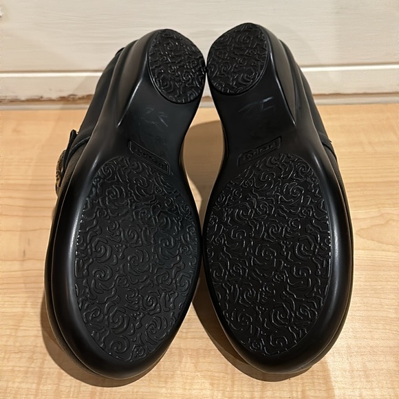 Propet Women's Autumn Shoes - Picture 12 of 12